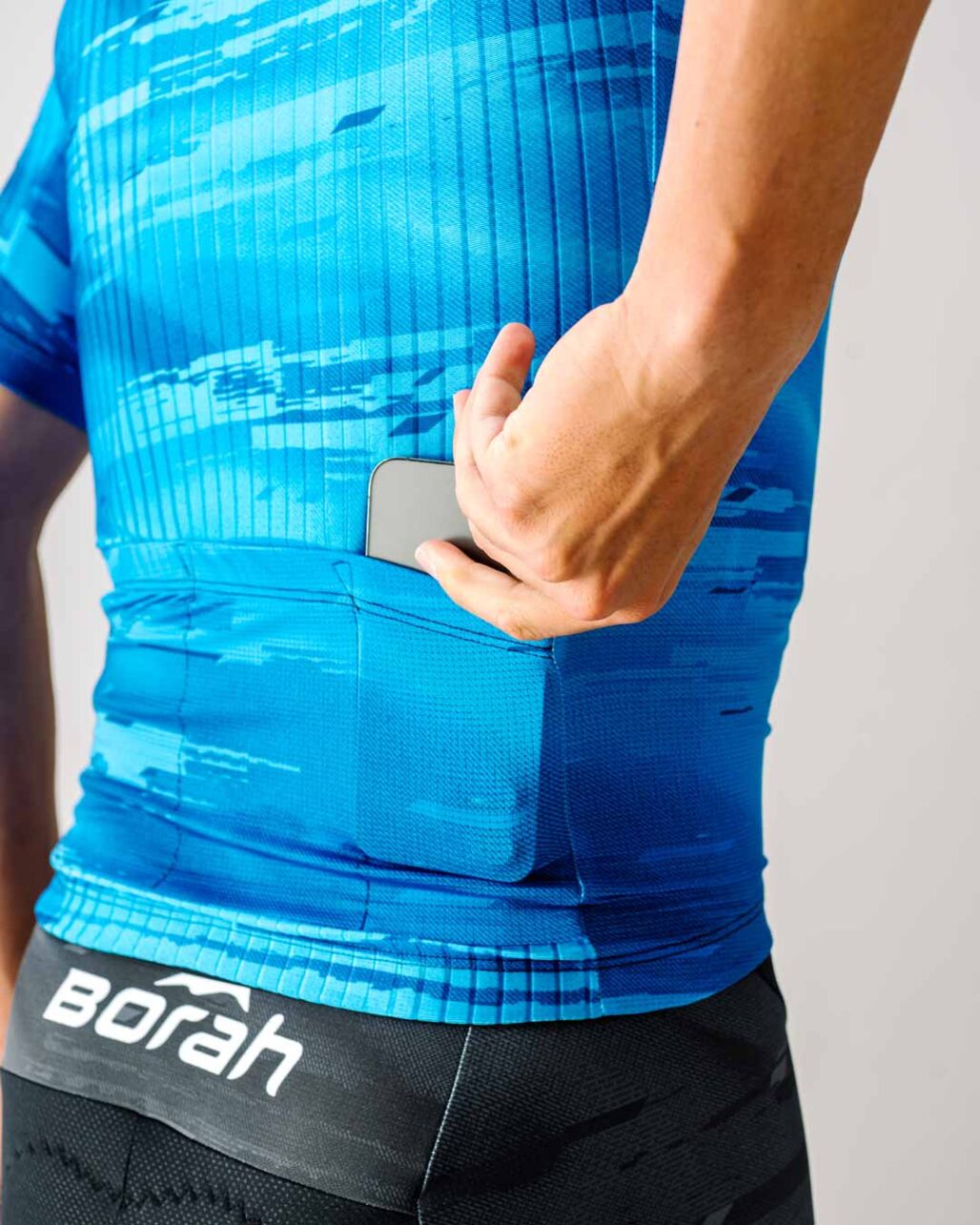 Men's OTW Spark Cycling Jersey pocket detail view