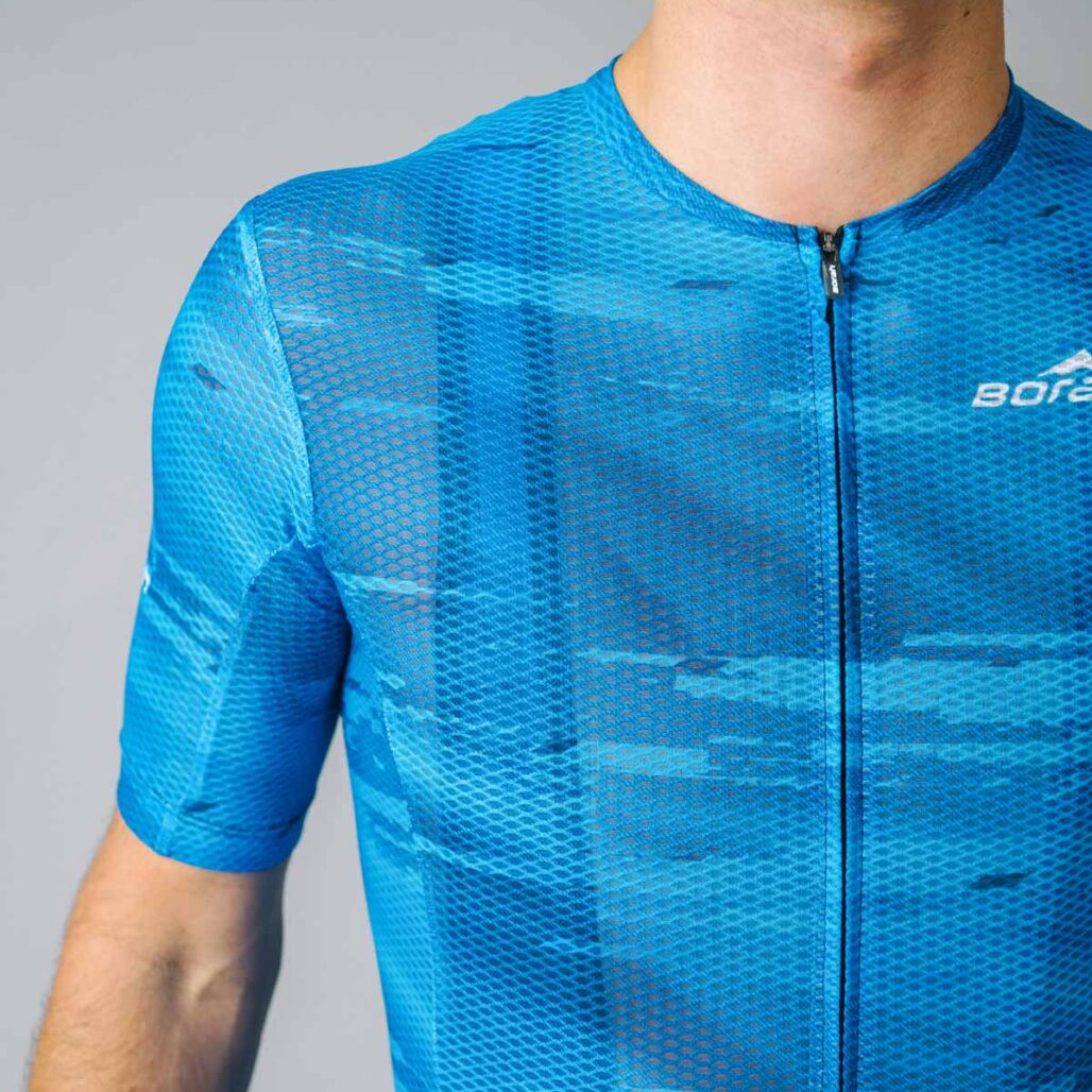 Men's Helium Plus Cycling Jersey front fabric detail